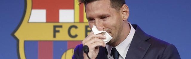 新球体育-梅西告别巴萨发布会擦泪纸巾拍卖100万美元 凭啥？